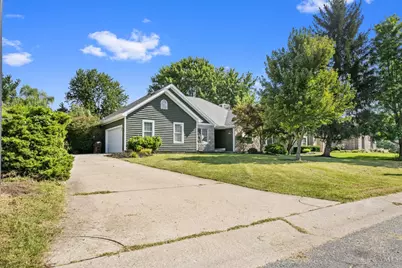 7147 Brightwaters Court, Liberty Township, OH 45011 - Photo 4