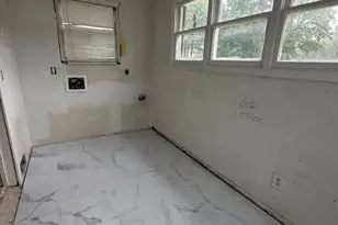 12926 Neal Rd, Pike Township, OH 45106 - Photo 10