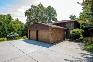 7863 Bridgetown Rd, Miami Township, OH 45002 - Photo 2