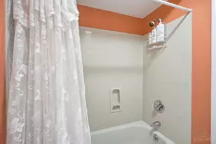 8183 Lyndhurst Ct, Sycamore Township, OH 45249 - Photo 46
