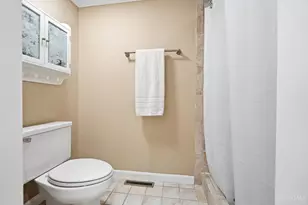 8183 Lyndhurst Ct, Sycamore Township, OH 45249 - Photo 32