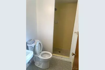 3005 Aquadale Lane, Cincinnati, OH 45211 - Photo 8