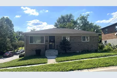 3005 Aquadale Lane, Cincinnati, OH 45211 - Photo 1