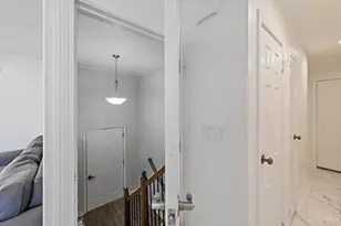 390 Sandy Ln, Franklin, OH 45005 - Photo 6