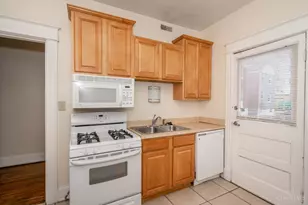 221 E Rochelle St, Cincinnati, OH 45219 - Photo 8