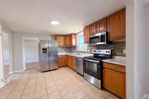 2838 Saturn Dr, Fairfield, OH 45014 - Photo 2