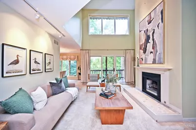681 Totten Way, Cincinnati, OH 45226 - Photo 2