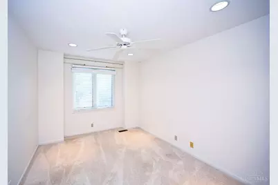 681 Totten Way, Cincinnati, OH 45226 - Photo 38
