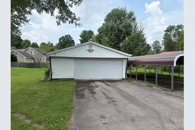 7031 Brantford Road, Butler Twp, OH 45414 - Photo 6