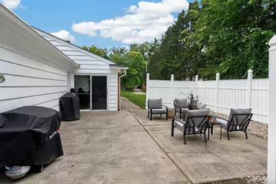 1028 Newcastle Drive, Springfield Township, OH 45231 - Photo 46