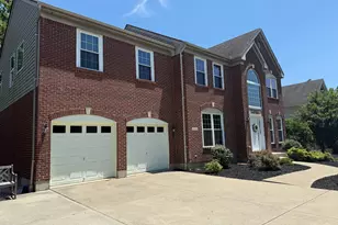 6058 Windy Hollow Ct, Miami Township, OH 45140 - Photo 2