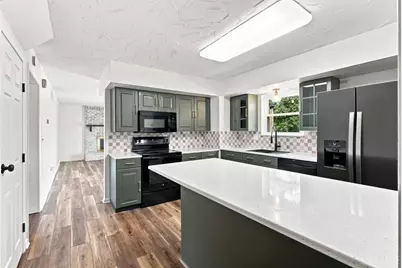 11280 Hanover, Forest Park, OH 45240 - Photo 6