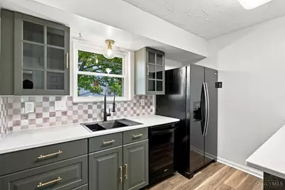 11280 Hanover, Forest Park, OH 45240 - Photo 4