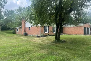 1247 Waycross Rd, Forest Park, OH 45240 - Photo 2