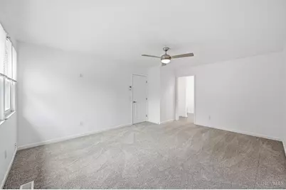 8128 Rollingwood Way, West Chester, OH 45069 - Photo 20