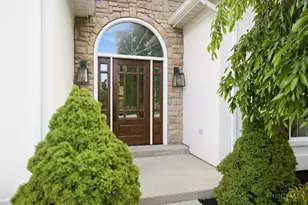 560 Virginia Ln, Union Township, OH 45244 - Photo 6