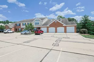6228 Eagles Lake Dr, Green Township, OH 45248 - Photo 2