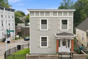 2560 Hackberry St, Cincinnati, OH 45206 - Photo 1