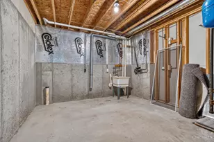 3874 Vineyard Green Dr, Union Township, OH 45255 - Photo 28
