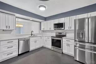 3874 Vineyard Green Dr, Union Township, OH 45255 - Photo 6