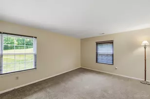 6288 Eagles Lake Dr, Green Township, OH 45248 - Photo 22