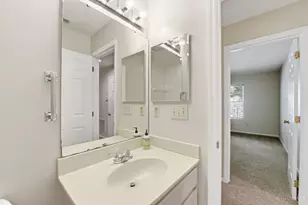 6288 Eagles Lake Dr, Green Township, OH 45248 - Photo 26