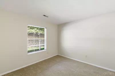 6288 Eagles Lake Dr, Cincinnati, OH 45248 - Photo 28