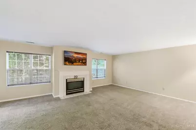 6288 Eagles Lake Dr, Cincinnati, OH 45248 - Photo 4