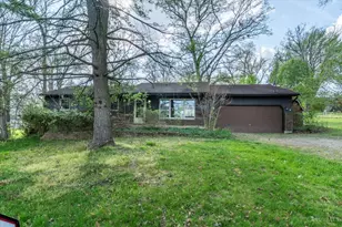 103 Hickory Hills Dr, Liberty Twp, OH 45133 - Photo 2