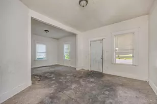 4922 Plainville Rd, Cincinnati, OH 45227 - Photo 4