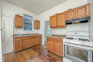 4922 Plainville Rd, Cincinnati, OH 45227 - Photo 6
