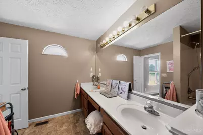 929 W Jameson Court, Trenton, OH 45067 - Photo 24
