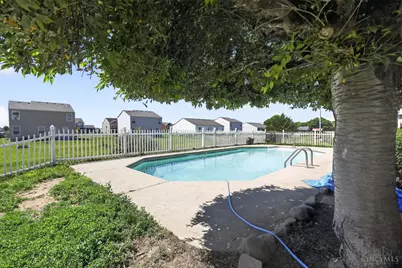 929 W Jameson Court, Trenton, OH 45067 - Photo 6