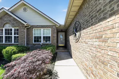 929 W Jameson Court, Trenton, OH 45067 - Photo 2