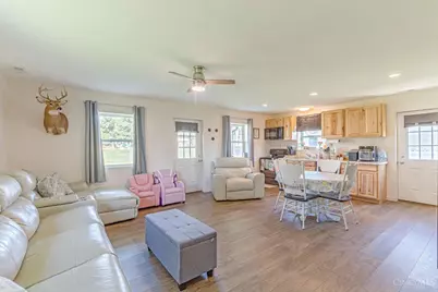 240 N Sycamore Street, Lynchburg, OH 45142 - Photo 2