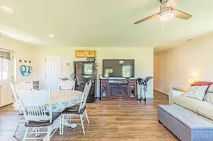 240 N Sycamore St, Lynchburg, OH 45142 - Photo 4