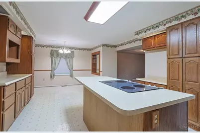 6051 Jerry Lee Drive, Milford, OH 45150 - Photo 10