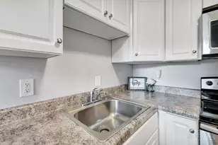 9416 Ridgemoor Ave, Colerain Township, OH 45231 - Photo 18