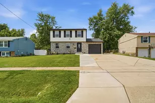 11349 Lincolnshire Dr, Forest Park, OH 45240 - Photo 2