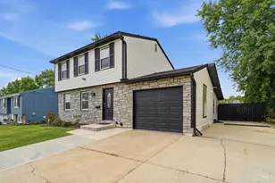 11349 Lincolnshire Dr, Forest Park, OH 45240 - Photo 4