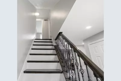 11349 Lincolnshire Drive, Forest Park, OH 45240 - Photo 16