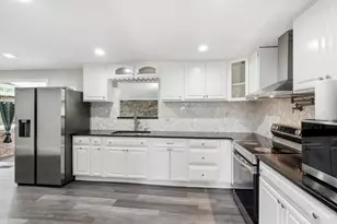 11349 Lincolnshire Dr, Forest Park, OH 45240 - Photo 10