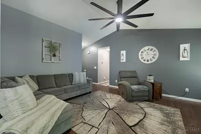 21 Clearbrook Drive, Franklin, OH 45005 - Photo 4