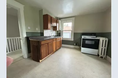 3958 Washington Avenue, Cheviot, OH 45211 - Photo 8