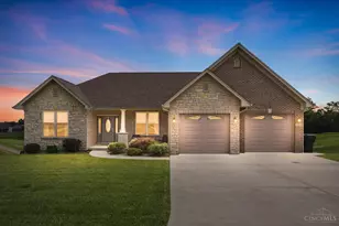 20588 Augusta Dr, Lawrenceburg, IN 47025 - Photo 2