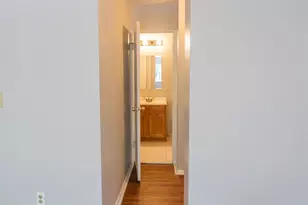 650 Straight St, Cincinnati, OH 45219 - Photo 16