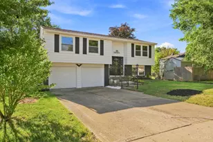 1403 Kingsbury Dr, Forest Park, OH 45240 - Photo 2