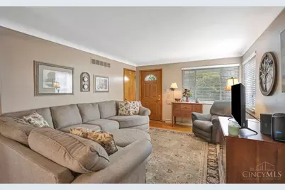 1737 Admiral Court, Cincinnati, OH 45238 - Photo 8