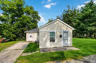 828 W Main St, Williamsburg, OH 45176 - Photo 1