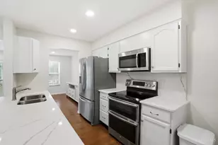 6872 Sandharbor Ct, Hamilton Township, OH 45039 - Photo 14